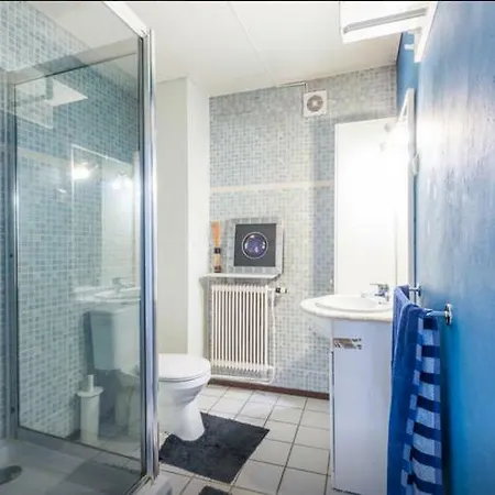 Luxury Apt Perfect Central Location *